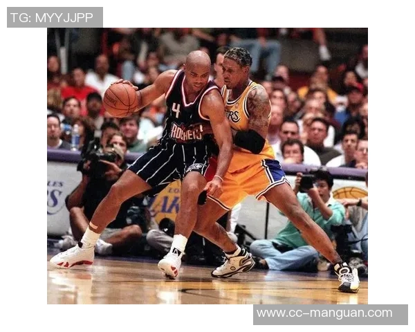 巴洛25分10篮板创队史新纪录自1990年巴克利后首位达成此成就